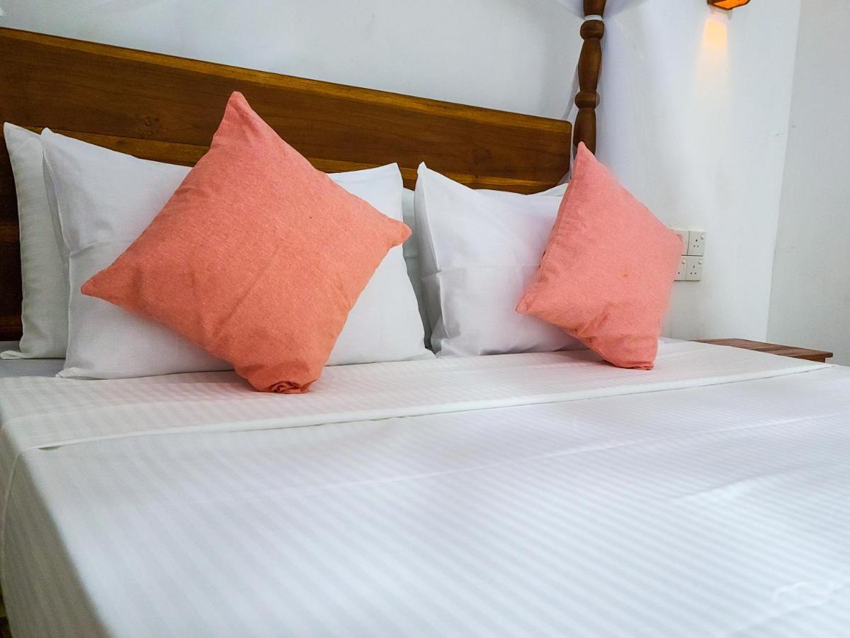 Woodholic Homestay Sigiriya Exterior foto
