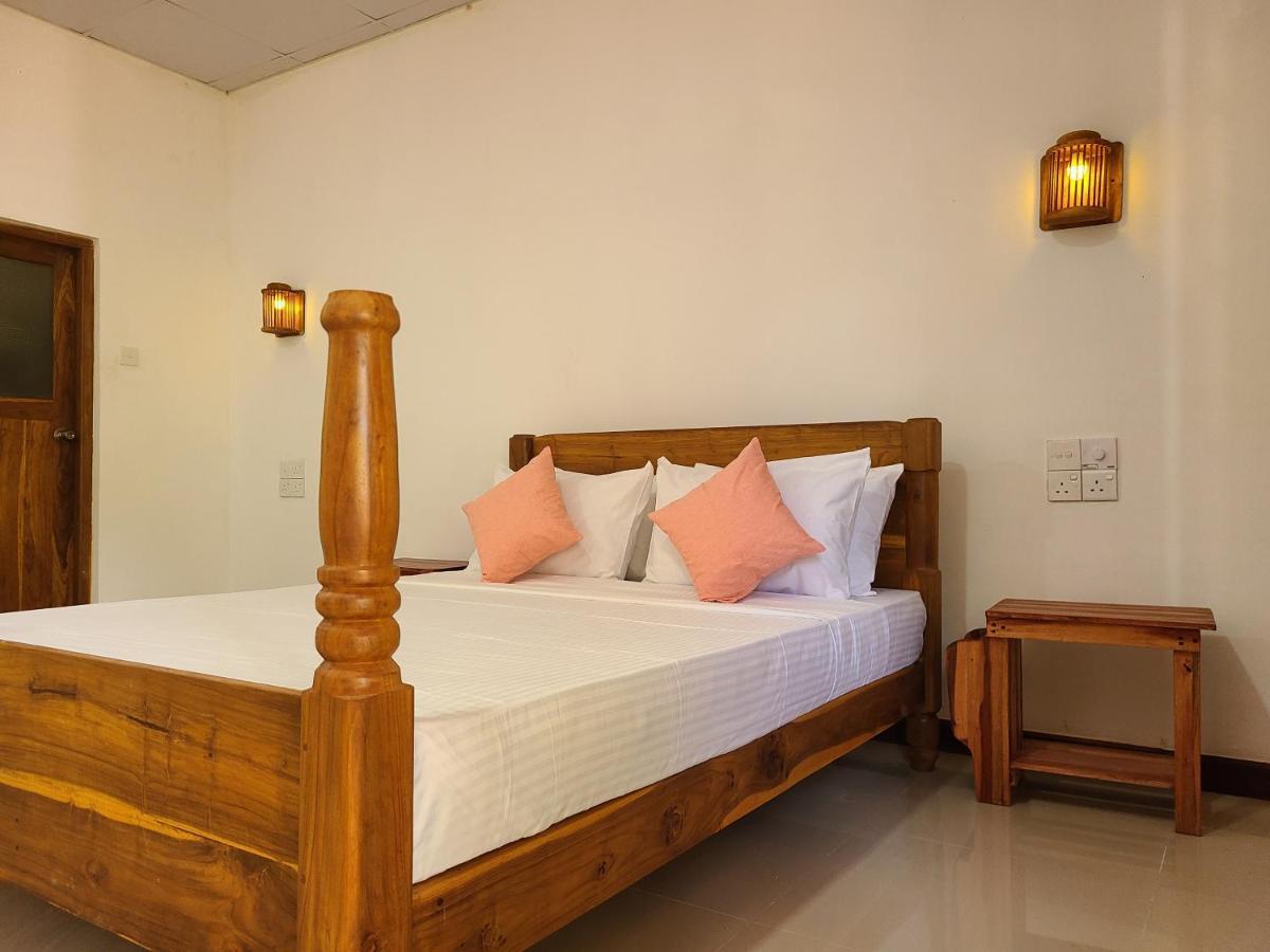 Woodholic Homestay Sigiriya Exterior foto