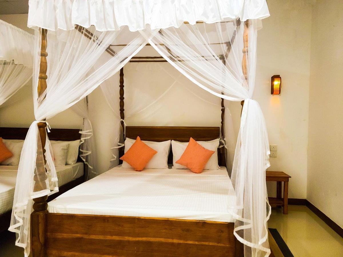 Woodholic Homestay Sigiriya Exterior foto