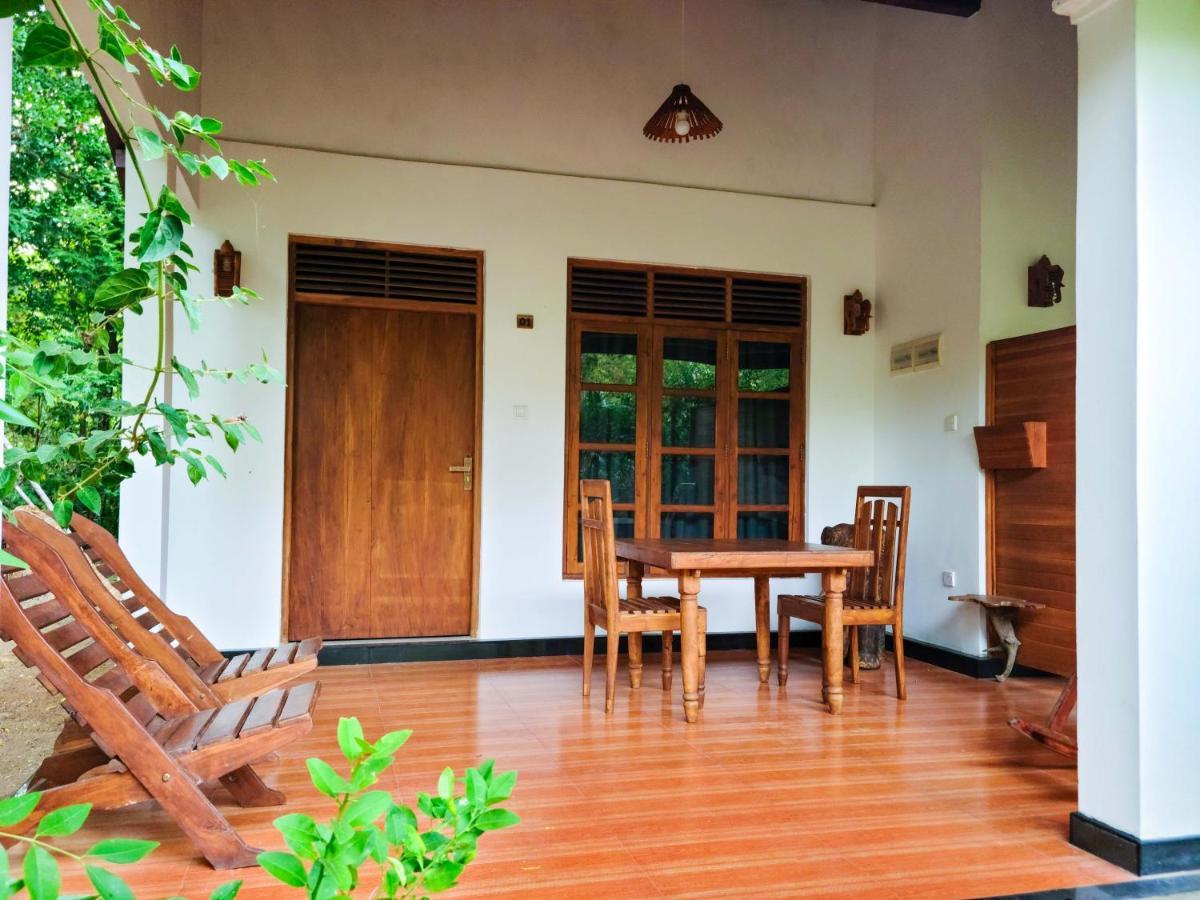 Woodholic Homestay Sigiriya Exterior foto