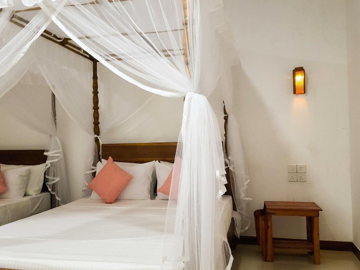 Woodholic Homestay Sigiriya Exterior foto