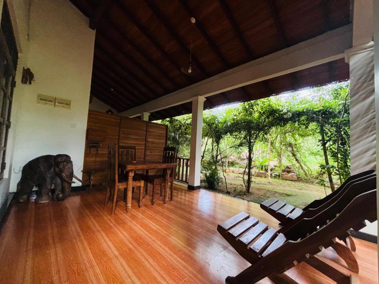 Woodholic Homestay Sigiriya Exterior foto
