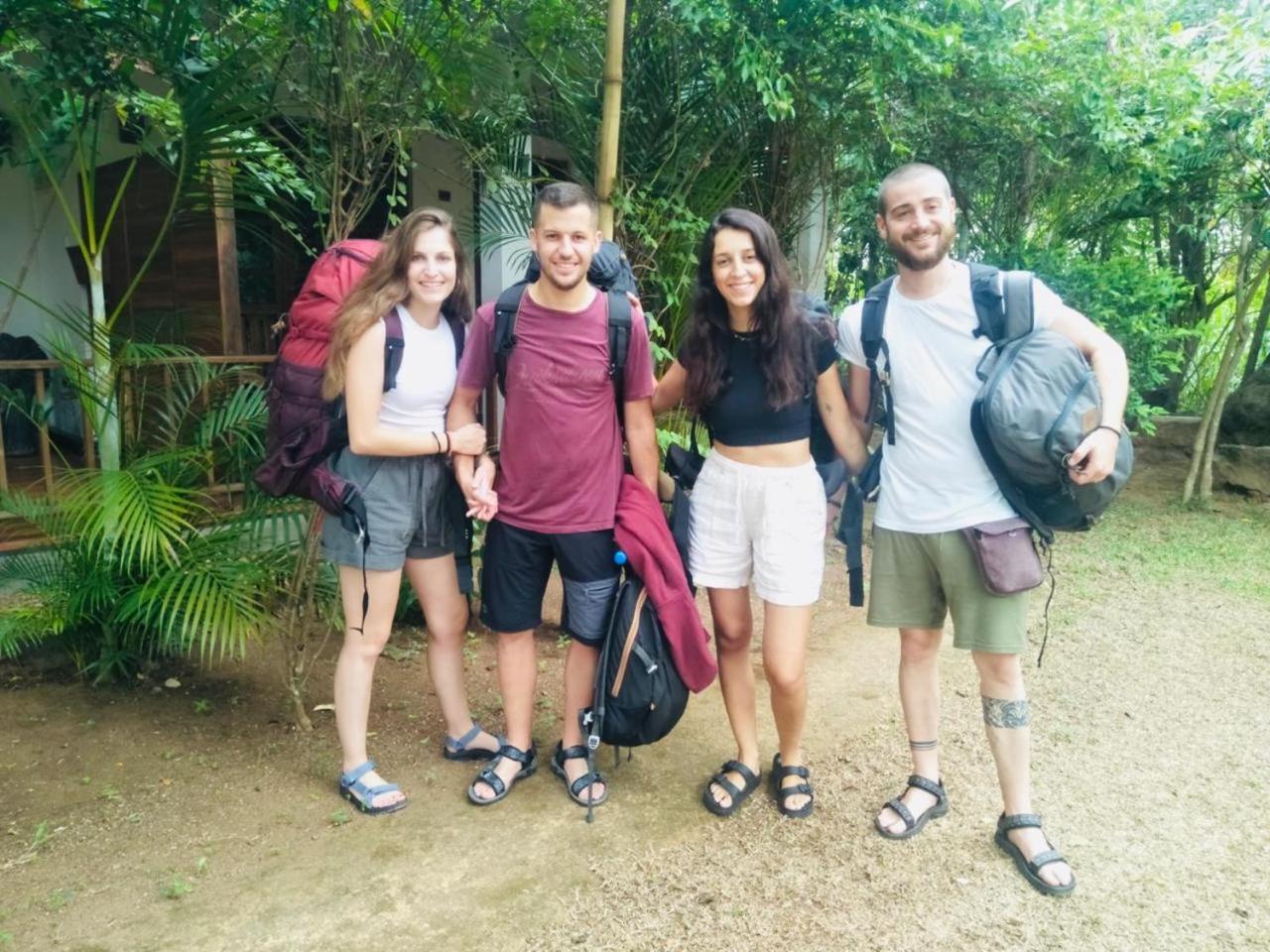 Woodholic Homestay Sigiriya Exterior foto